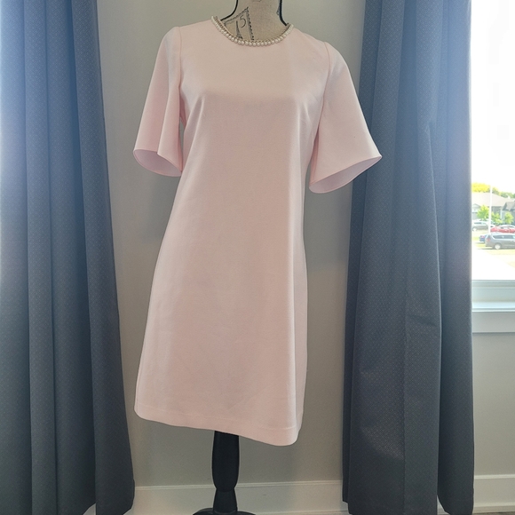 Dress - Picture 1 of 3